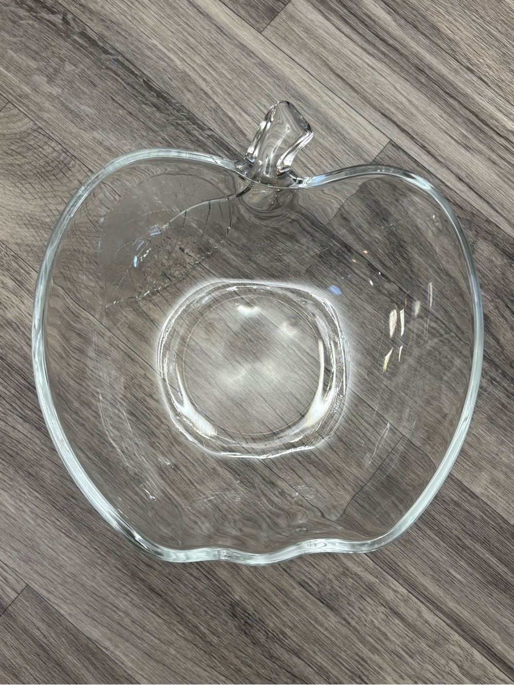Clear Glass Apple-Shaped Bowl 9”x8.5”